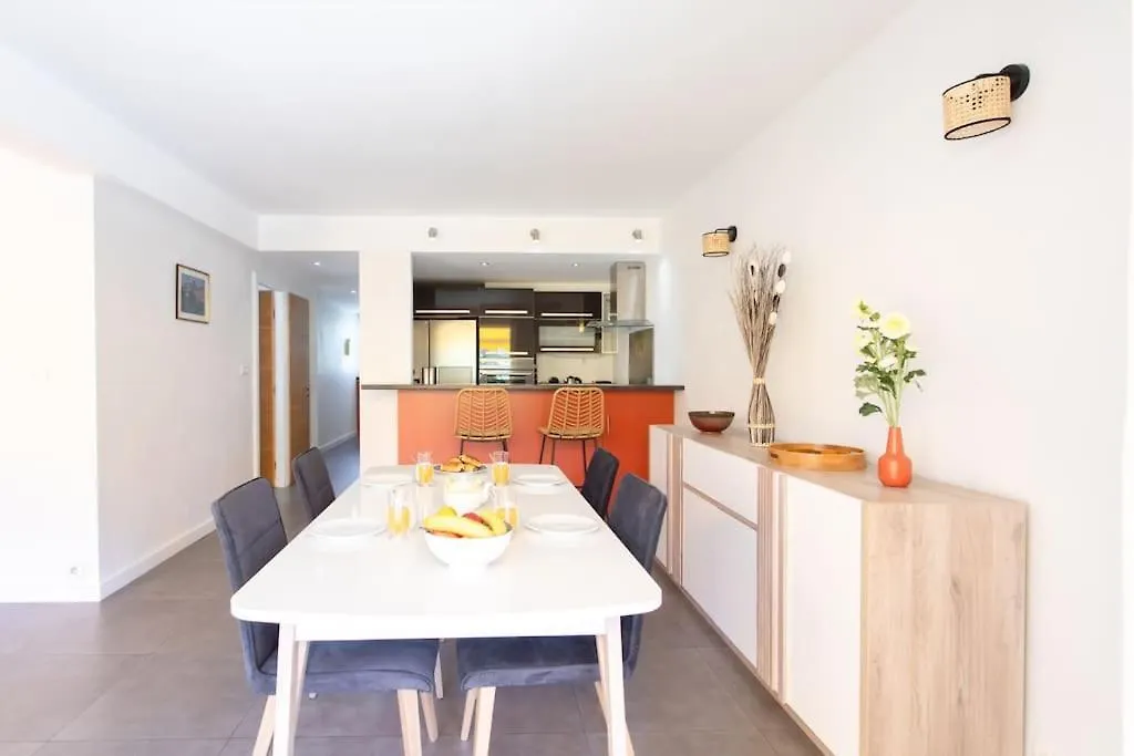 C9 - 2 Bdr 10 Min Palais Festivals & Sea - Ac, Parking & Balcony Apartment Cannes