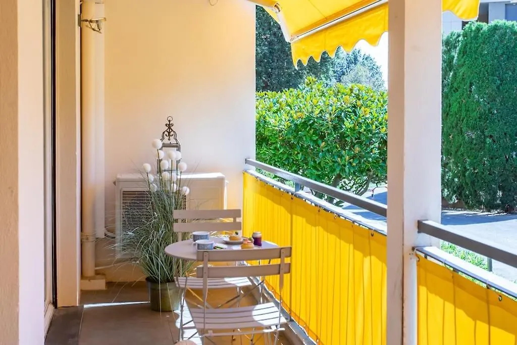 C9 - 2 Bdr 10 Min Palais Festivals & Sea - Ac, Parking & Balcony Apartment Cannes