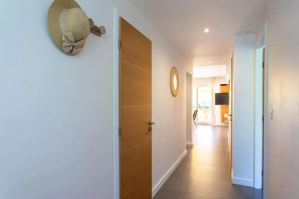 C9 - 2 Bdr 10 Min Palais Festivals & Sea - Ac, Parking & Balcony Apartment Cannes