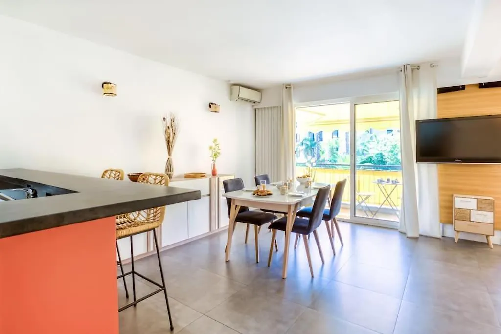 C9 - 2 Bdr 10 Min Palais Festivals & Sea - Ac, Parking & Balcony Apartment Cannes